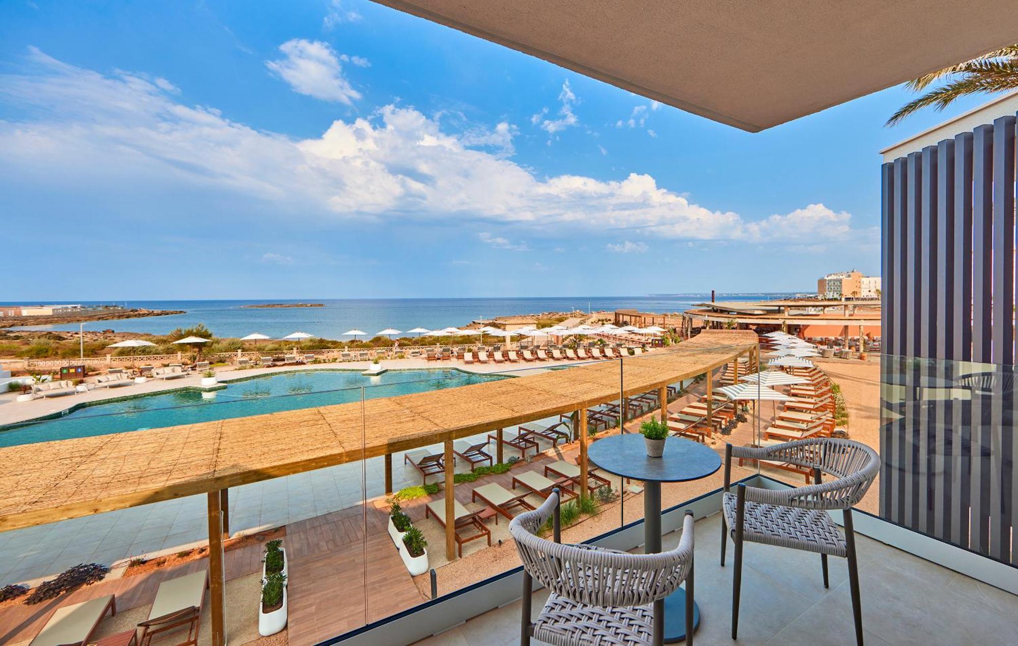 Universal Grand León&Spa Colonia de Sant Jordi Exterior foto